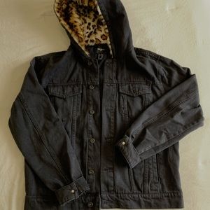 Denim Hooded Jacket with Faux Fur 🐆